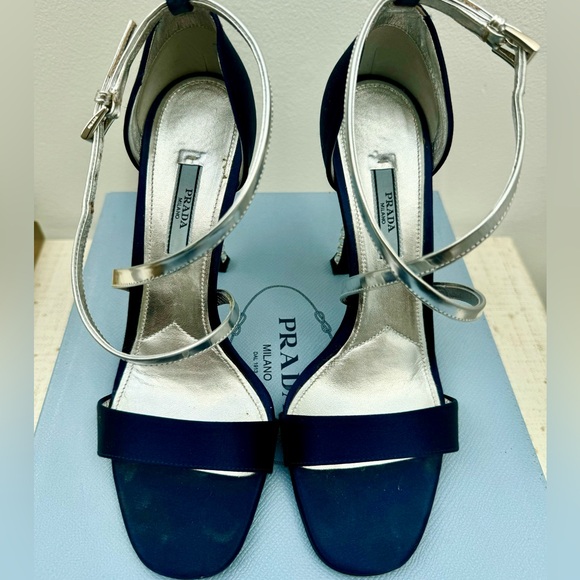 Prada Black Blue/Silver Satin Heels with Crystal
Embellished Heel size 39 - Picture 9 of 14